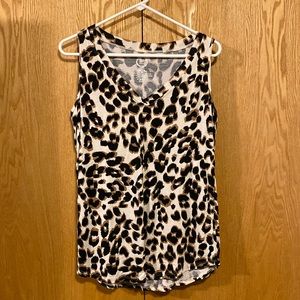 Maurice’s size large tank never worn